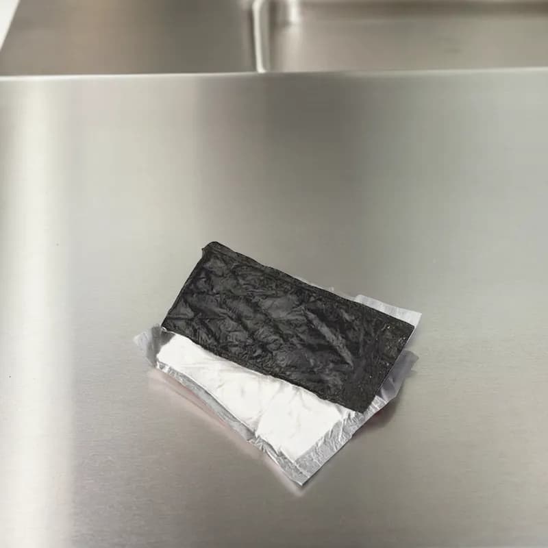 Dri-Loc® Meat Pad 4X6 IN Plastic Cellulose White Black Rectangle Heavy Absorbent 3000/Case