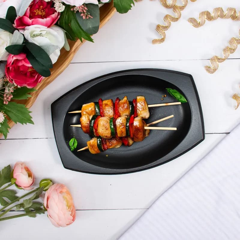 Dart® Quiet Classic® Serving Tray Base 9.75X6.625X0.796 IN XPS Black Oval 125 Count/Pack 4 Packs/Case 500 Count/Case