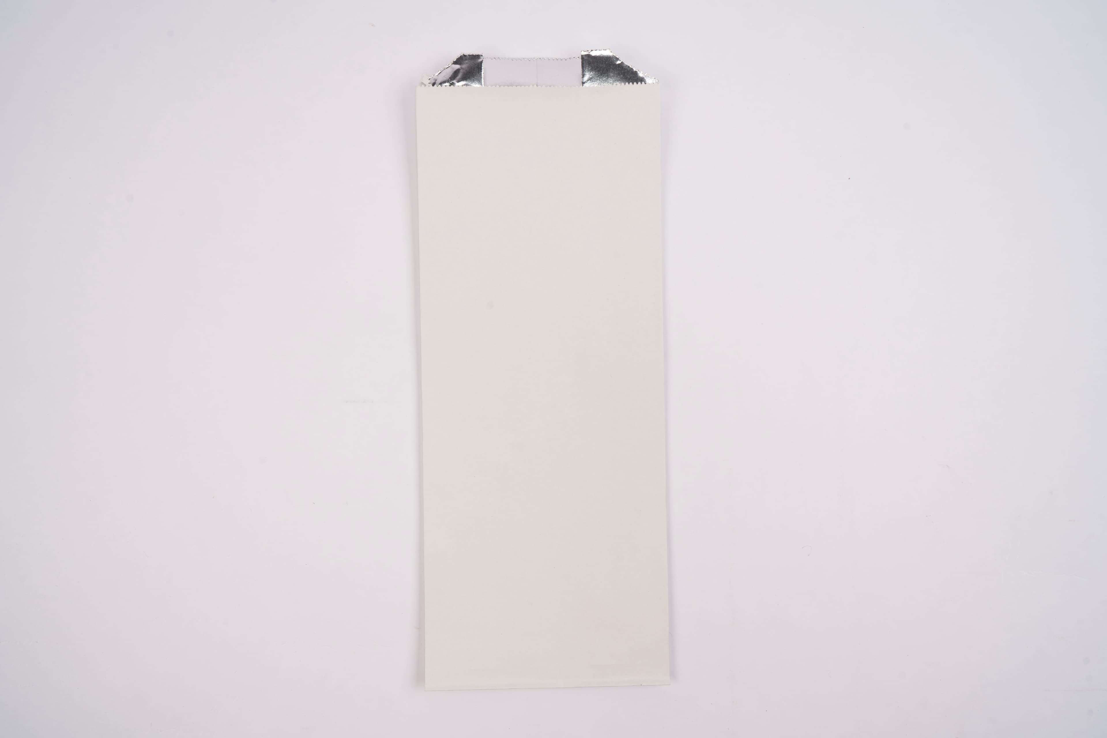 Bag 5.25X3.25X12 IN 1 QT Foil-Lined Paper White Gusset 1000/Case