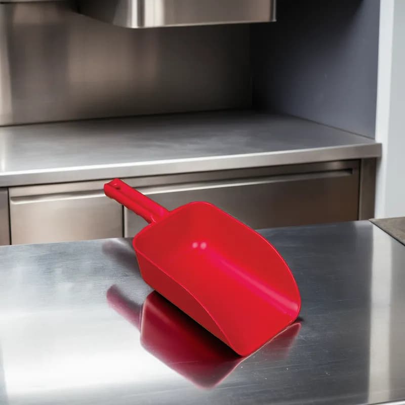 Vikan® Hand Scoop 15.1X5.9X3.3 IN 82 OZ PP Red 1/Each