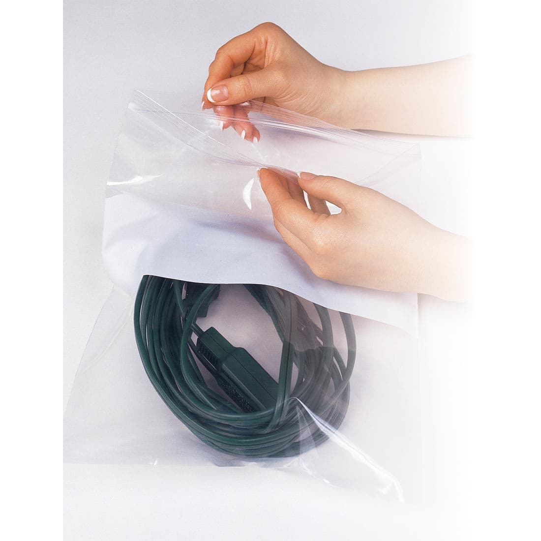 Bag 13X15 IN 2MIL With Seal Top Zipper Closure Write-On 1000/Case