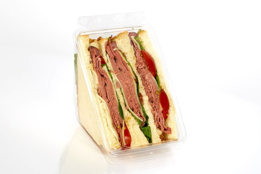 Fresh N' Sealed® Sandwich Wedge Hinged With Flat Lid 7X5X4 IN PET Clear Triangle 180/Case