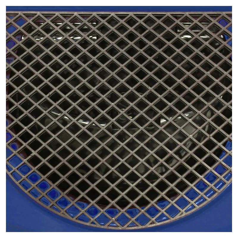 Professional SureSpread Pretreat and De-ice solutions Salt & Ice Melt Spreader 80 LB With Baffles Cover 1/Each